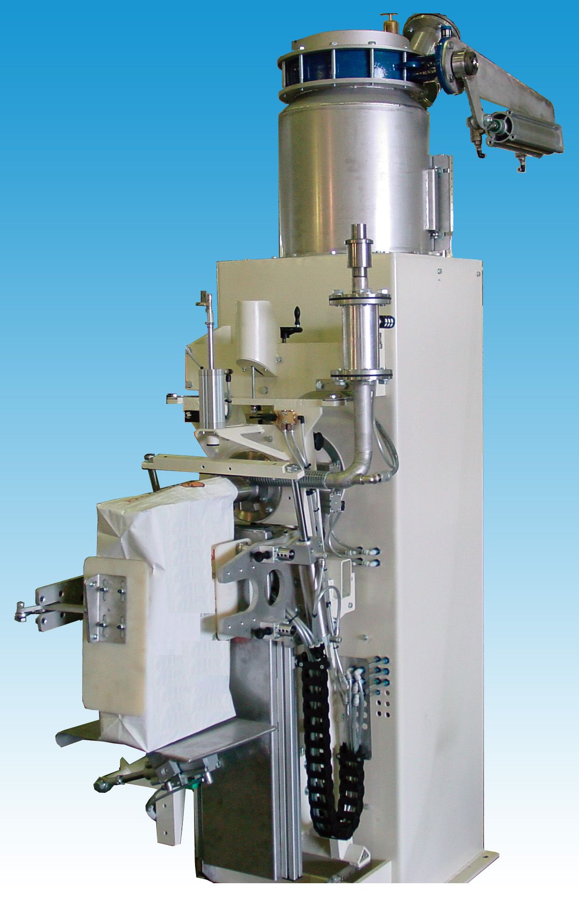 Filling machines for valve bags
